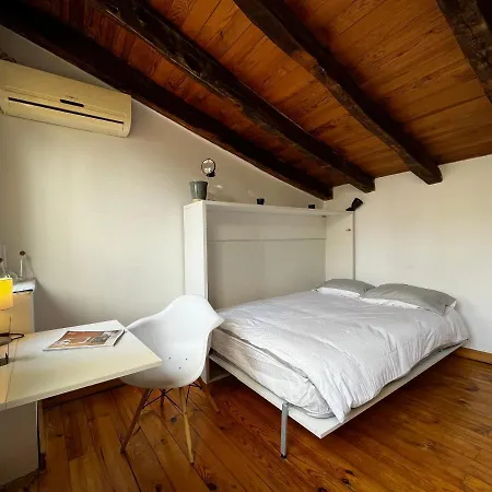 Latina Appartement Madrid Buitenkant foto